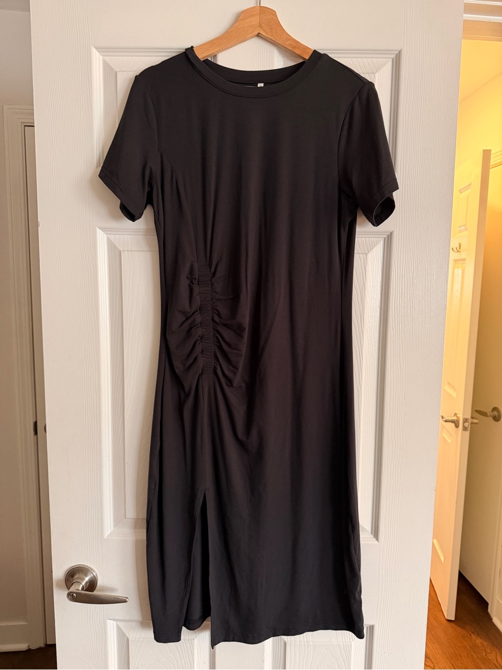 HALARA Black Short Sleeve Midi Dress with Side Ruching